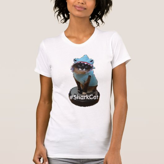 #SharkCat Kitty de T-shirt de chat de requin sur (Devant)