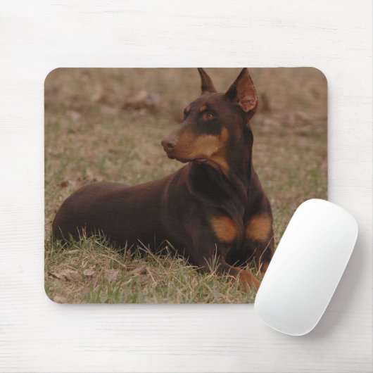 Sharp Red en Rust Vrouw Doberman Pinscher Muismat (Met muis)