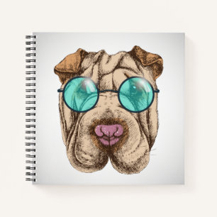 Sharpei in zonnebril notitieboek
