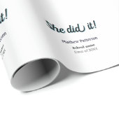 She did it simple black classy modern graduation cadeaupapier (Rol Hoek)