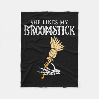 She Likes My Broomstick Couples Pumpkins Skeleton  Fleece Deken