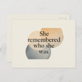 She Remembered Who She Was Postcard – Feminine Emp Briefkaart (Voorkant / Achterkant)