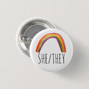 SHE/THEY Pronouns Waterverf Rainbow Ronde Button 3,2 Cm