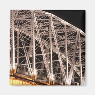 Shelby Street Bridge, Nashville, Tennessee, VS Magneet