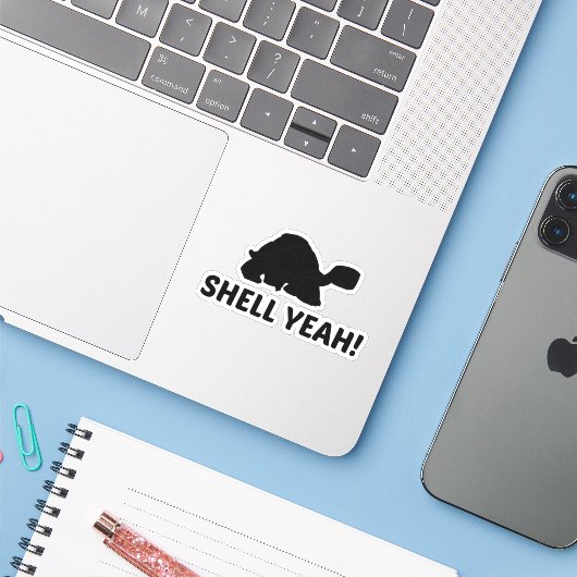 SHELL YEAH STICKER (Laptop met iPhone)