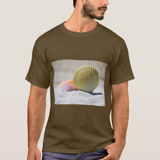 Shells in Sand Beach Vibes Tee T-shirt (Voorkant)