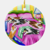 Sheltie Pink Comfort Keramisch Ornament (Achterkant)