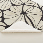 Sherpa Belle couverture florale noire et crème (3/4)