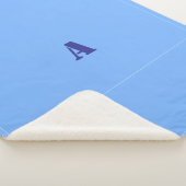 Sherpa Une couverture en polaire bleu clair Monogramme (3/4)