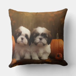 Shih Tzu Pup Autumn Delight Pompoen Kussen