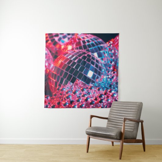 Shiny disco party background with mirror balls ref wandkleed (In situ)