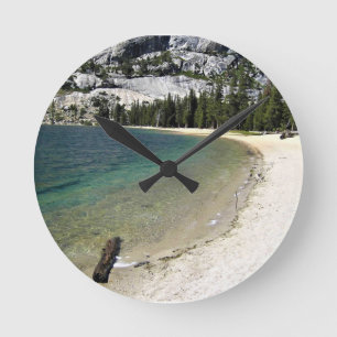 Shore of Tenaya Lake, Yosemite, CA Ronde Klok
