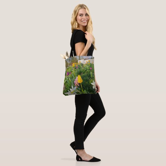 Shoulder Tote Bag (Sur le modèle)