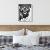 Showering Highland Heifer Canvas Afdruk (Insitu (Slaapkamer))