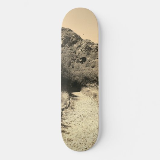 Shred the Road Less Traveled Skateboard (Voorkant)
