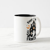 Shut Your Front Door Mug – Cute Halloween Ghost (Devant droit)