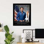 Shuttle-95-10761 Poster (Thuiskantoor)