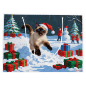 Siamese kat loopt in de sneeuw met kerst Pet Groot Cadeauzakje (Achterkant)