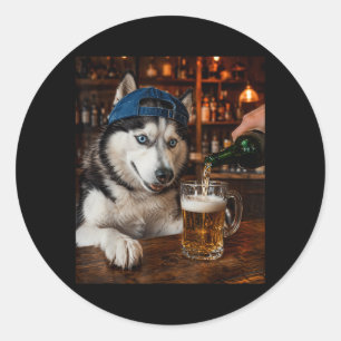 Siberische Husky Drinkt Bier Grappige Hond Meme Ronde Sticker