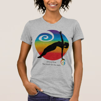 Side Plank Reaching voor de sterren T-shirt