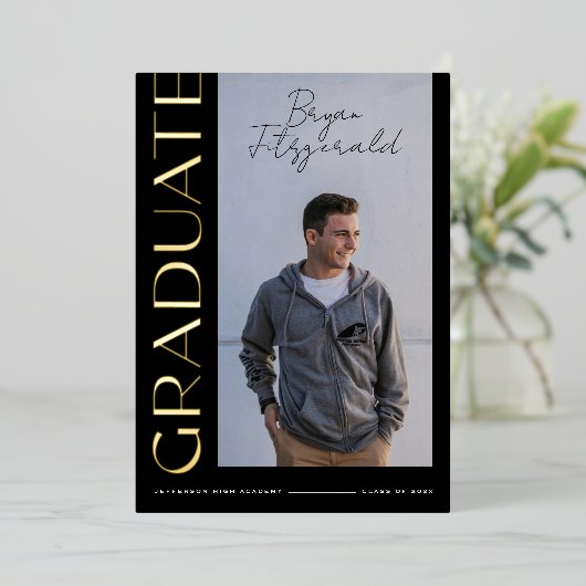 Side Text Moderne Noir et Or Faire-part Grad (Debout devant)