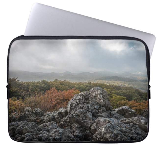 Siebengebirge - Oelberg Laptop Sleeve (Voorkant)