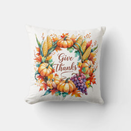 Sierkussen met pompoen en maïskrans