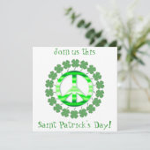 Signe de paix Lucky Green Clover Invitations (Debout devant)