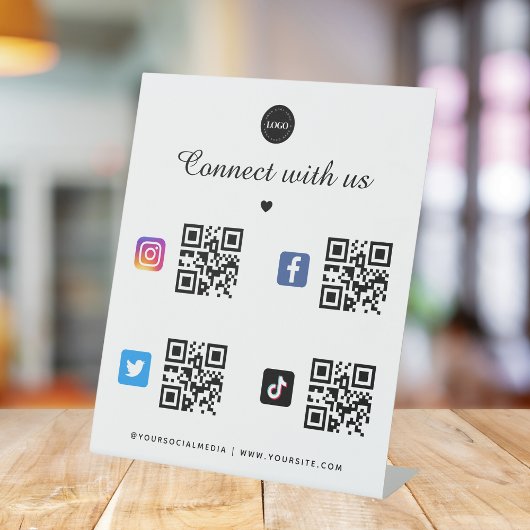 Signe De Table 4 Social Media Qr Code Heart Logo TikTok Facebook
