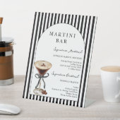 Signe De Table A Tini On is on the Way Baby Shower  Pedestal Sign (In SItu)