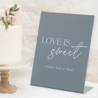 Amour Moderne en Bleu Acier Table de Mariage Douce