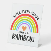Signe De Table Après Chaque Tempête Vient Un Bébé Arc En Ciel (Recto)