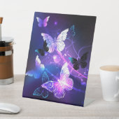 Signe De Table Arrière - plan avec papillons de nuit (In SItu)