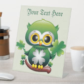 Signe De Table Baby Owl Cute St Patrick Cartoon (In SItu)