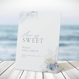 Signe De Table Blue Coral & Seashells Beach Love is Sweet Favoris