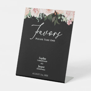 Signe De Table Blush Floral Black Wedding Faveurs