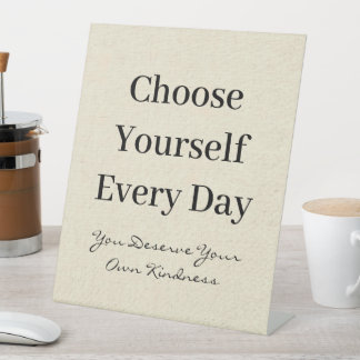 Signe De Table Boho Linen Self-Love Every Day Quote