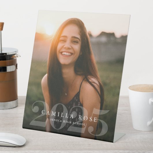 Signe De Table Bold Elegance 2024 Graduation Photo Faire-part (In SItu)