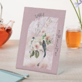 Signe De Table Bourgogne Dusty Magnolia fleurit et oiseaux (In SItu)