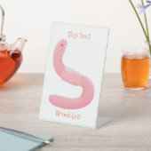 Signe De Table Caricature de vers de terre rose joli (In SItu)