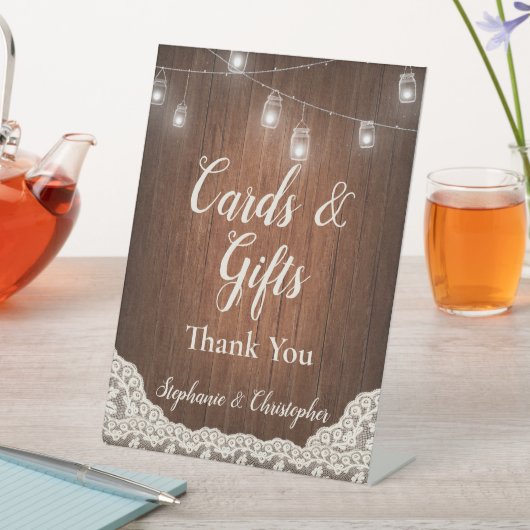 Signe De Table Cartes de script en bois rustique (In SItu)