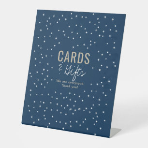 Signe De Table Cartes et Cadeaux Aventure Await Boy Blue Stars