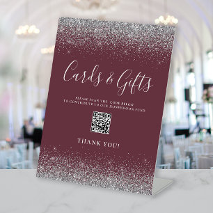 Signe De Table Cartes et cadeaux de mariage argentés Burgundy Cod