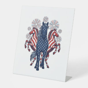 Signe De Table Chevaux patriotiques Conception vectorielle de feu
