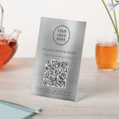 Signe De Table Code QR du logo d'entreprise Scannez pour vous con (In SItu)