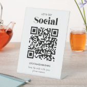 Signe De Table Code QR Personnalisé Let's Get Social Médias Socia (In SItu)
