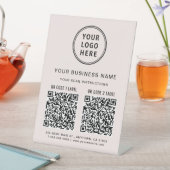 Signe De Table Codes QR de logo d'entreprise Rose (In SItu)