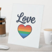 Signe De Table Conception de chemise vectorielle Love Rainbow Hea (In SItu)