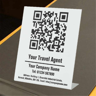 Signe De Table Conception de code QR de l'agent de voyages sur un