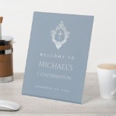 Signe De Table Confirmation du garçon Croix élegante bleu Dusty à (In SItu)